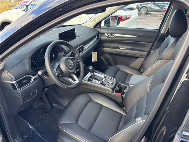 2025 Mazda CX-5 GS (Stk: 225-191) in Pembroke - Image 6 of 6
