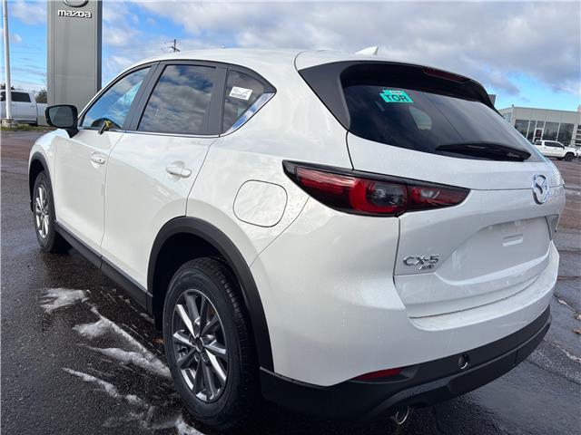 2025 Mazda CX-5 GX (Stk: 225-186) in Pembroke - Image 4 of 6