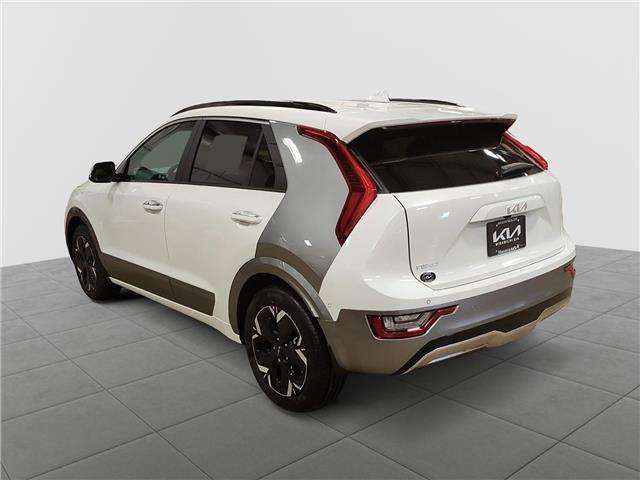2026 Kia Niro EV Wave w/Snow White Pearl & Grey Exterior (Stk: 260338N) in Miramichi - Image 4 of 16