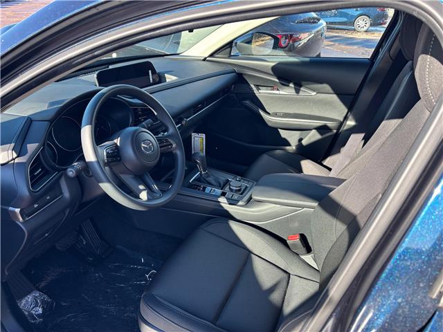 2025 Mazda CX-30 GX (Stk: 225-220) in Pembroke - Image 6 of 6