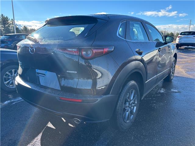 2025 Mazda CX-30 GX (Stk: 225-235) in Pembroke - Image 3 of 6