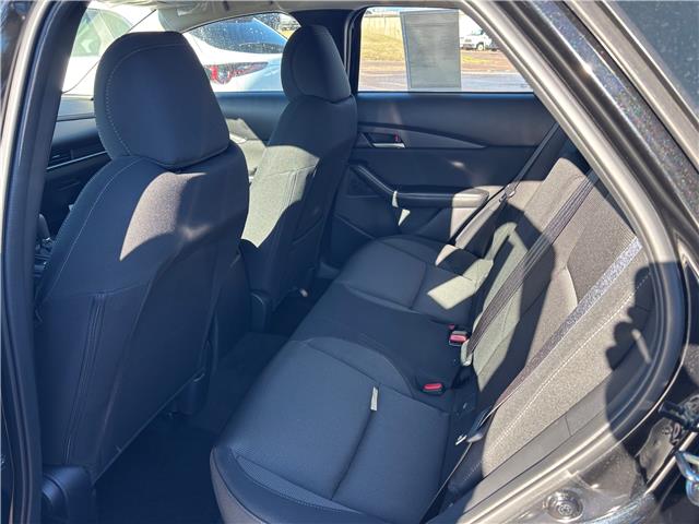 2025 Mazda CX-30 GX (Stk: 225-235) in Pembroke - Image 5 of 6