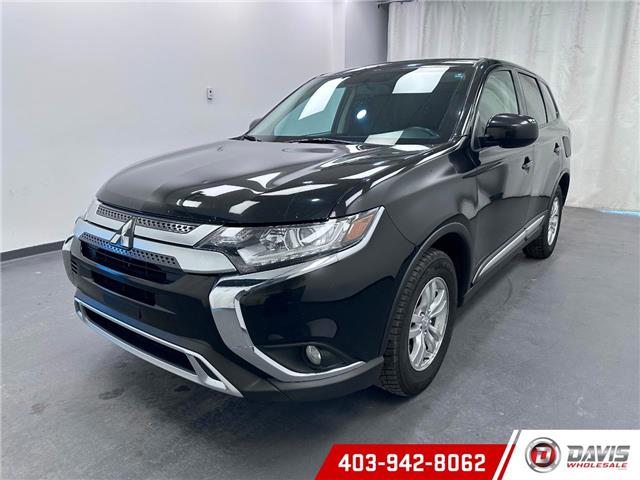 2020 Mitsubishi Outlander ES (Stk: 15500) in Lethbridge - Image 1 of 17