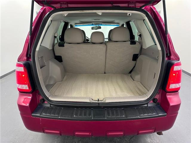 2011 Ford Escape XLT Automatic (Stk: 13615) in Lethbridge - Image 7 of 19 2011 Ford Escape XLT Automatic (Stk: 13615) in Lethbridge - Image 7 of 19