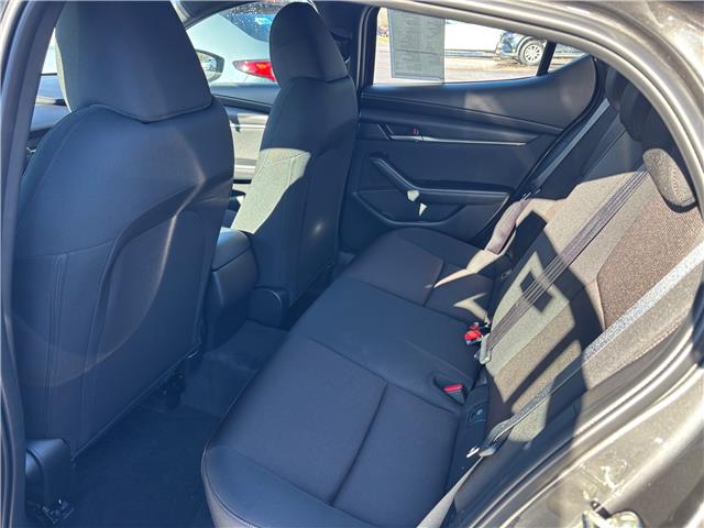 2025 Mazda Mazda3 Sport GX (Stk: 225-237) in Pembroke - Image 5 of 6