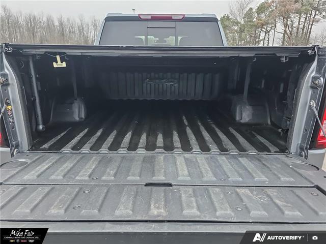 2022 GMC Sierra 1500 Limited AT4 (Stk: 26263A) in Perth - Image 12 of 25