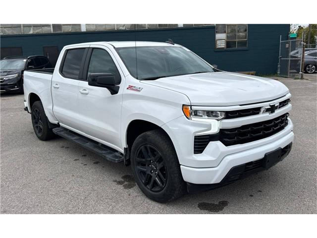 2022 Chevrolet Silverado 1500 RST photo 3