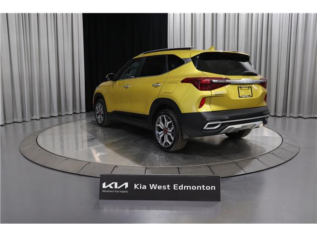 2023 Kia Seltos SX Turbo w/Black Interior (Stk: 26608A) in Edmonton - Image 4 of 27