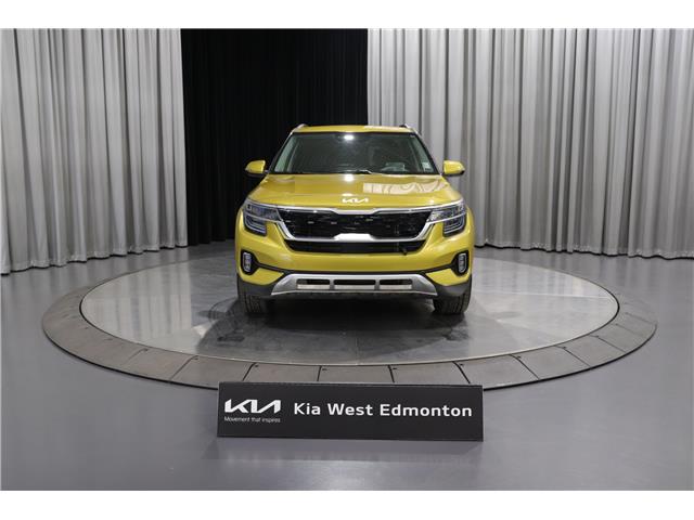 2023 Kia Seltos SX Turbo w/Black Interior (Stk: 26608A) in Edmonton - Image 2 of 27