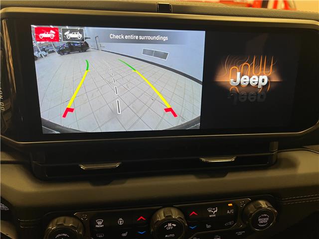 2026 Jeep Wrangler Sahara (Stk: W175926) in Courtenay - Image 15 of 16