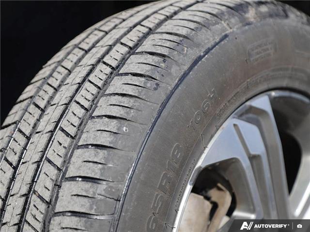 2022 Hyundai Santa Fe Preferred (Stk: 103324) in London - Image 7 of 26