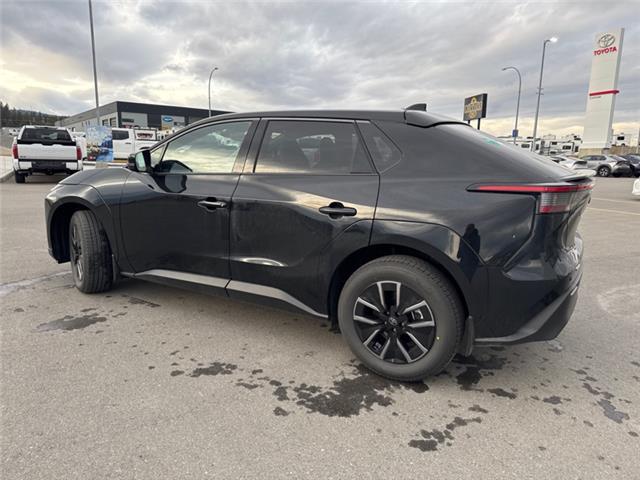 2026 Toyota bZ XLE (Stk: J000293) in Cranbrook - Image 3 of 21