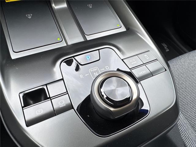 2026 Toyota bZ XLE (Stk: J000293) in Cranbrook - Image 16 of 21