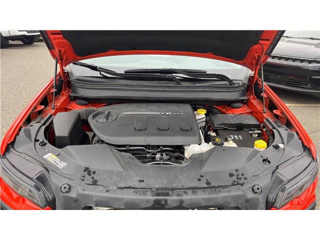 2021 Jeep Cherokee Trailhawk (Stk: 1313A) in Kamloops - Image 17 of 29