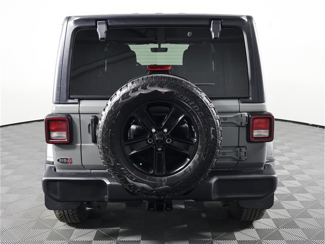 2022 Jeep Wrangler Unlimited Sport (Stk: 25J210A) in Calgary - Image 7 of 22