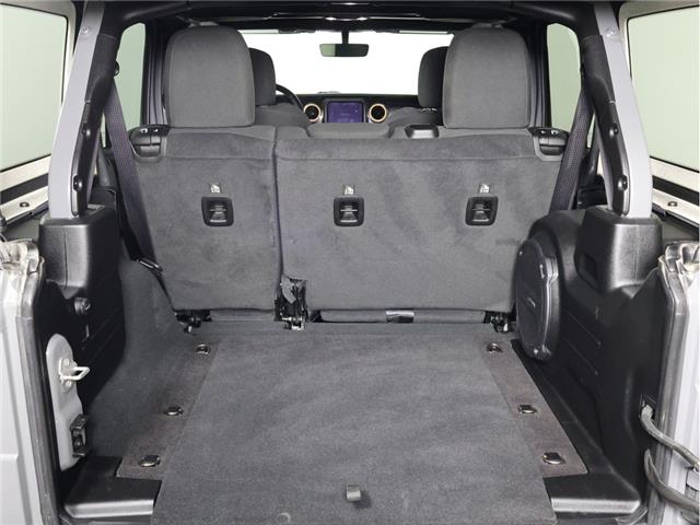 2022 Jeep Wrangler Unlimited Sport (Stk: 25J210A) in Calgary - Image 10 of 22