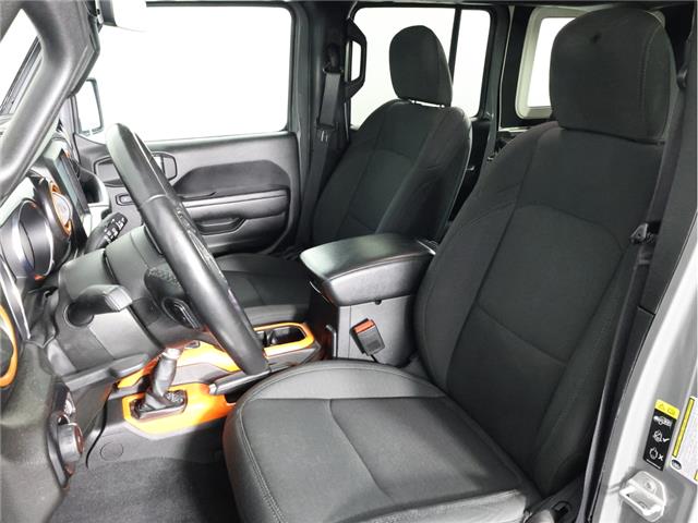 2022 Jeep Wrangler Unlimited Sport (Stk: 25J210A) in Calgary - Image 16 of 22