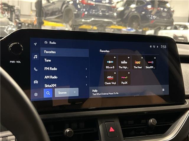 2025 Lexus UX 300h  (Stk: 14111623A) in Markham - Image 17 of 30