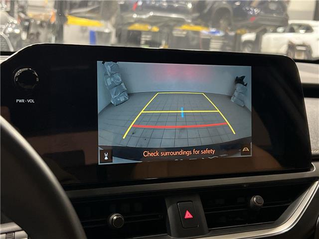 2025 Lexus UX 300h  (Stk: 14111623A) in Markham - Image 18 of 30