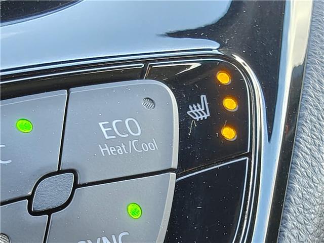 2018 Toyota C-HR XLE Premium Package in Ottawa - Image 9 of 22