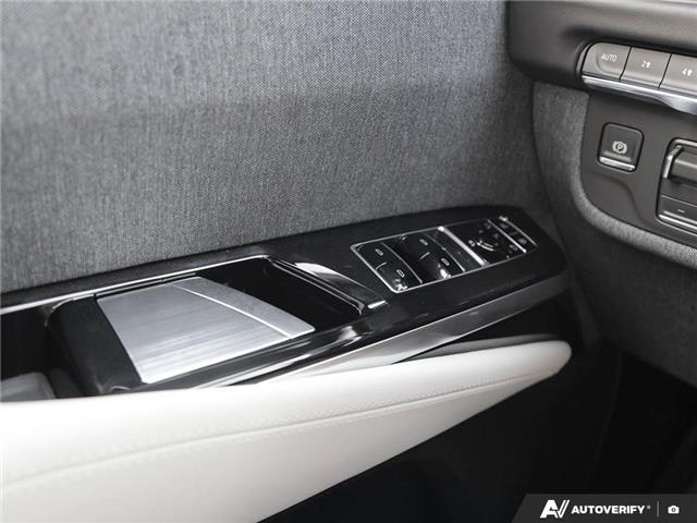 2026 Cadillac Escalade Platinum Sport (Stk: 172961) in London - Image 17 of 27