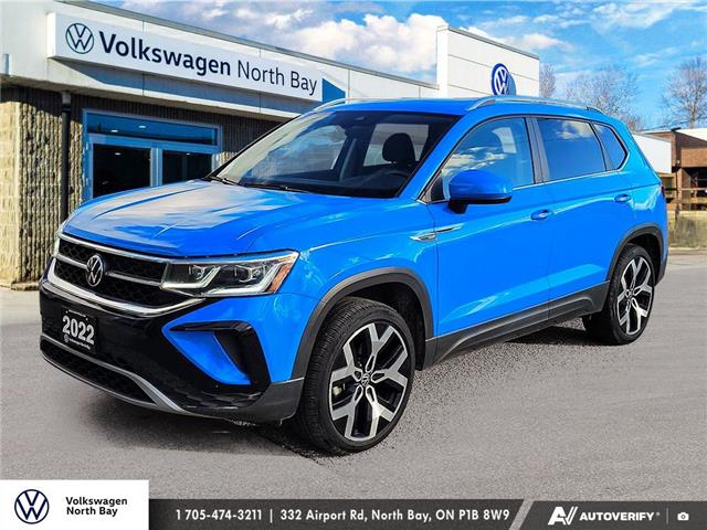2022 Volkswagen Taos Highline (Stk: 25077A) in North Bay - Image 1 of 22