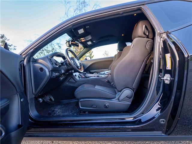 2023 Dodge Challenger GT (Stk: 30590) in Surrey - Image 8 of 21