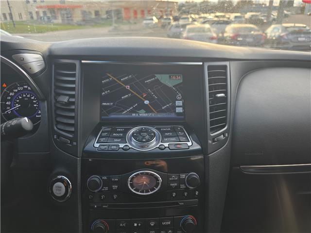 2017 Infiniti QX70 Sport (Stk: 2511605) in Waterloo - Image 19 of 25