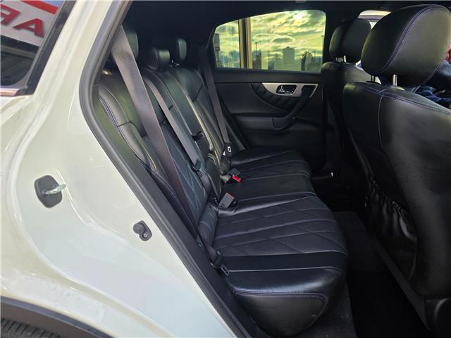 2017 Infiniti QX70 Sport (Stk: 2511605) in Waterloo - Image 24 of 25