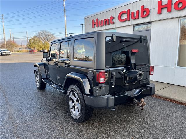 2016 Jeep Wrangler Unlimited Sahara (Stk: 260155A) in Ottawa - Image 8 of 17