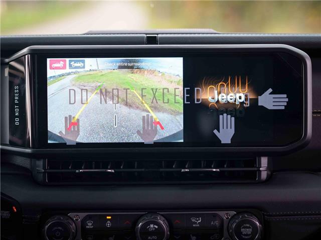 2026 Jeep Wrangler Sahara (Stk: T195286) in Surrey - Image 23 of 27