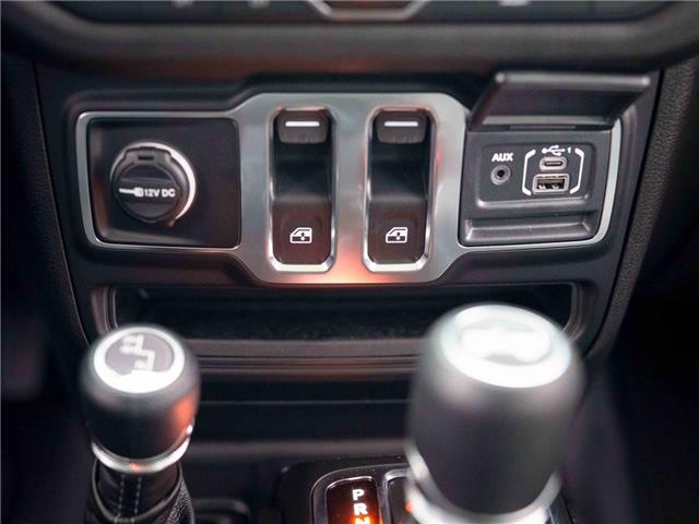 2026 Jeep Wrangler Sport (Stk: T160808) in Surrey - Image 16 of 24