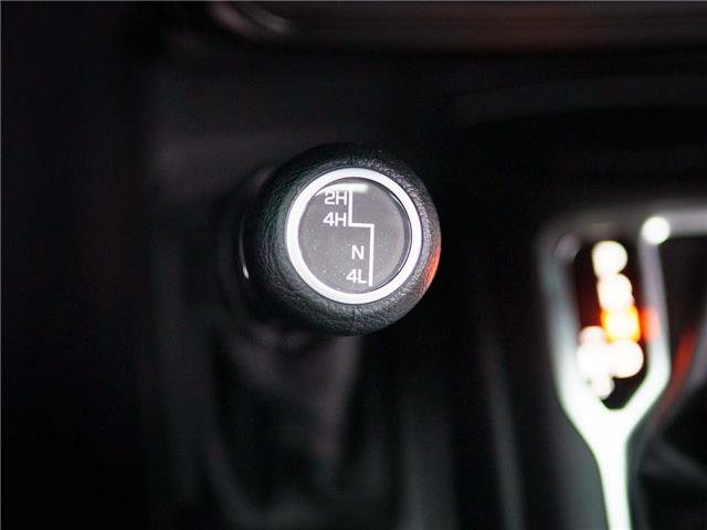 2026 Jeep Wrangler Sport (Stk: T160808) in Surrey - Image 17 of 24