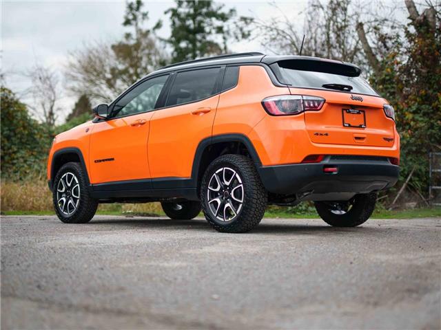 2026 Jeep Compass Trailhawk (Stk: T175615) in Surrey - Image 4 of 25