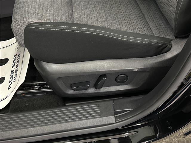 2023 Nissan Rogue SV Moonroof (Stk: 43131J) in Belleville - Image 16 of 24