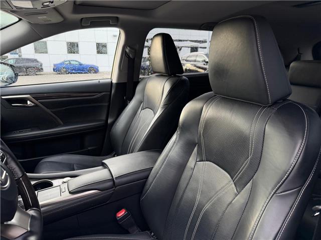 2022 Lexus RX 350L Base (Stk: 260096A) in Calgary - Image 6 of 19