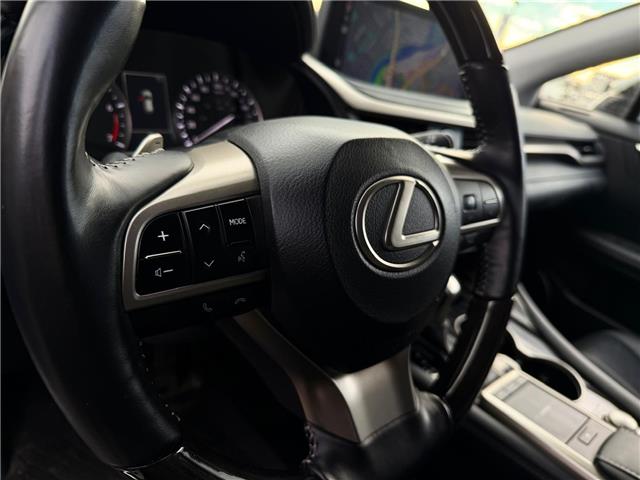 2022 Lexus RX 350L Base (Stk: 260096A) in Calgary - Image 12 of 19