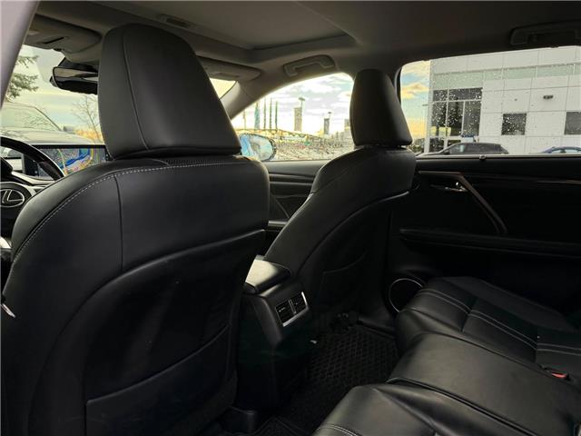2022 Lexus RX 350L Base (Stk: 260096A) in Calgary - Image 16 of 19
