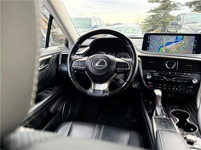 2022 Lexus RX 350L Base (Stk: 260096A) in Calgary - Image 10 of 19