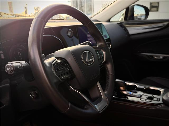 2022 Lexus NX 350h Base (Stk: 260177A) in Calgary - Image 5 of 19