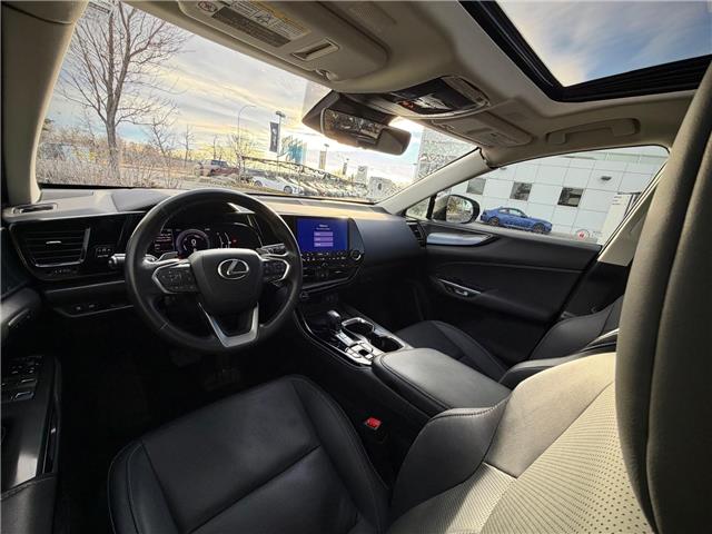 2022 Lexus NX 350h Base (Stk: 260177A) in Calgary - Image 7 of 19
