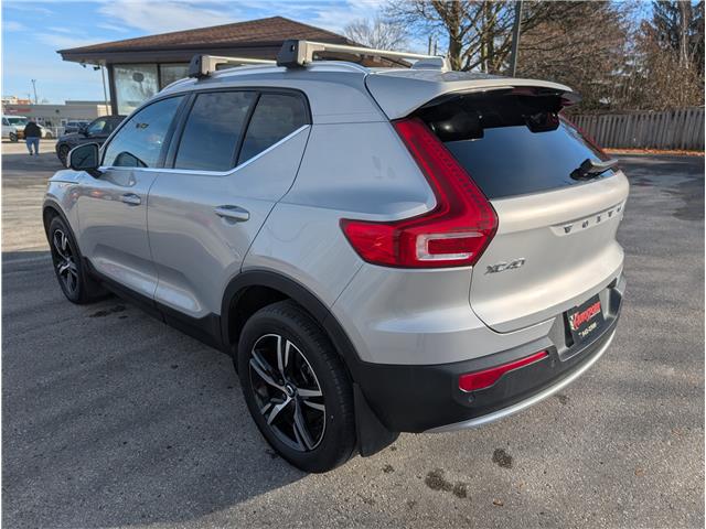2023 Volvo XC40 B5 Plus Bright Theme (Stk: 2077) in Orangeville - Image 3 of 24