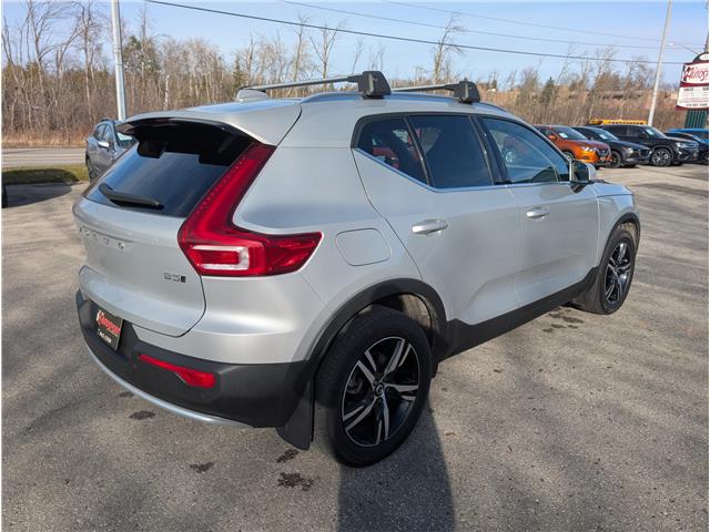 2023 Volvo XC40 B5 Plus Bright Theme (Stk: 2077) in Orangeville - Image 5 of 24