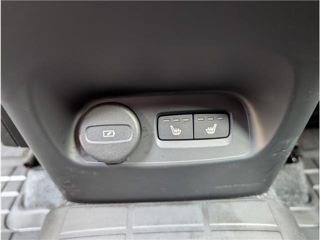 2023 Volvo XC40 B5 Plus Bright Theme (Stk: 2077) in Orangeville - Image 10 of 24