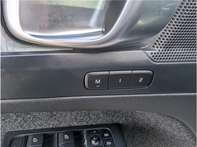 2023 Volvo XC40 B5 Plus Bright Theme (Stk: 2077) in Orangeville - Image 13 of 24