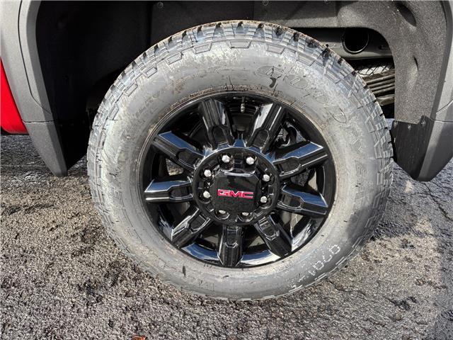 2026 GMC Sierra 2500HD AT4 (Stk: 36217) in Renfrew - Image 9 of 47