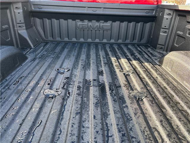 2026 GMC Sierra 2500HD AT4 (Stk: 36217) in Renfrew - Image 19 of 47