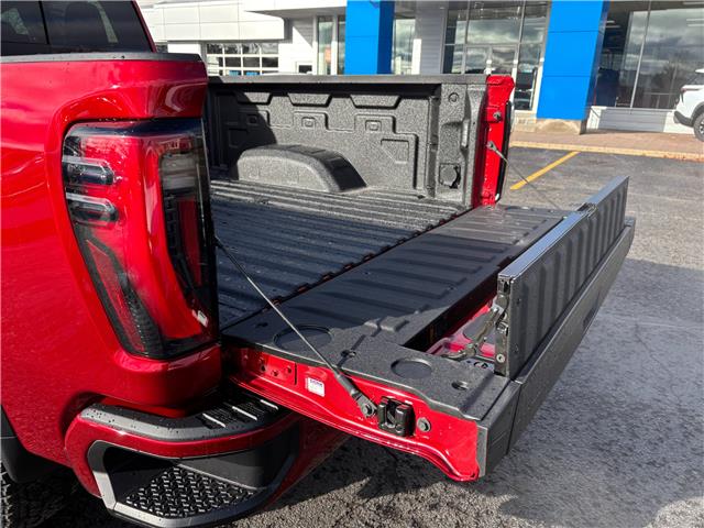 2026 GMC Sierra 2500HD AT4 (Stk: 36217) in Renfrew - Image 16 of 47