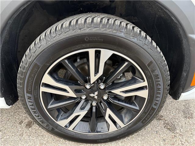 2024 Mitsubishi Eclipse Cross GT (Stk: 8667A) in Cambridge - Image 10 of 39