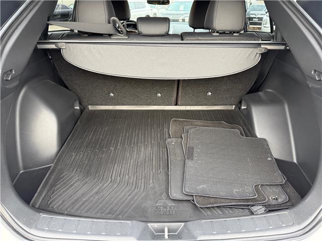 2024 Mitsubishi Eclipse Cross GT (Stk: 8667A) in Cambridge - Image 13 of 39